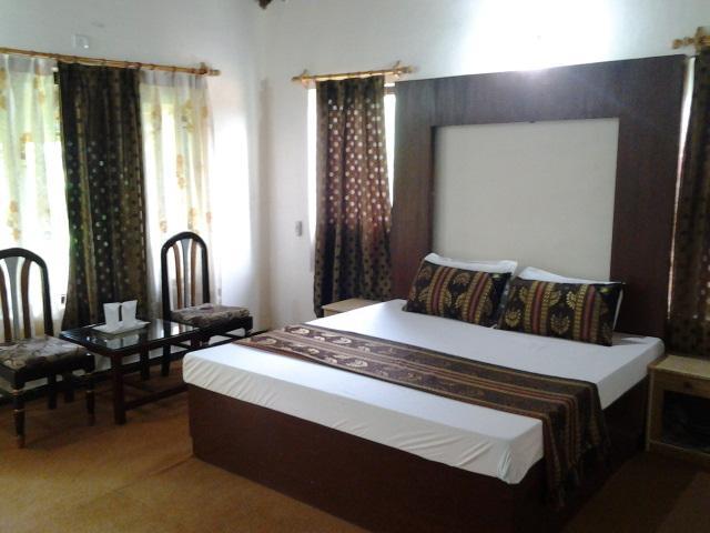 Hotel Arsh International Nainital Rom bilde